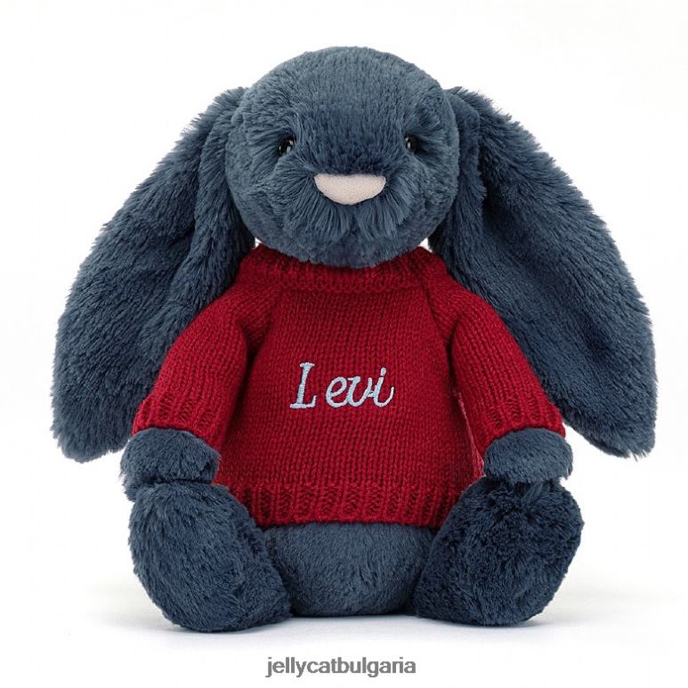 срамежливо зайче с персонализиран червен пуловер в темносин цвят Jellycat играчка ZZR40374